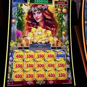 $10,525